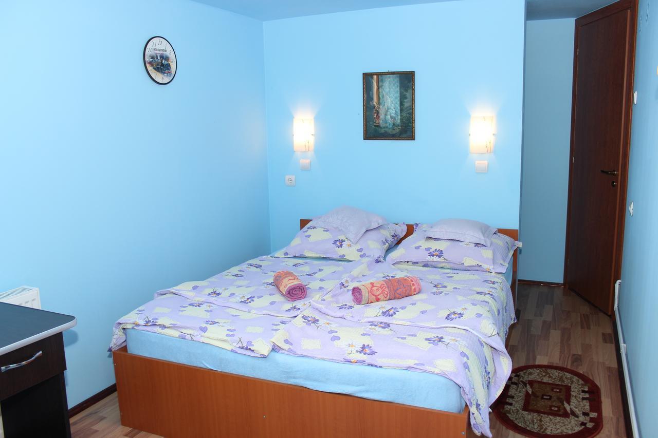 Csergo Ildiko Vendeghaz Hotel Lăzarea Екстериор снимка