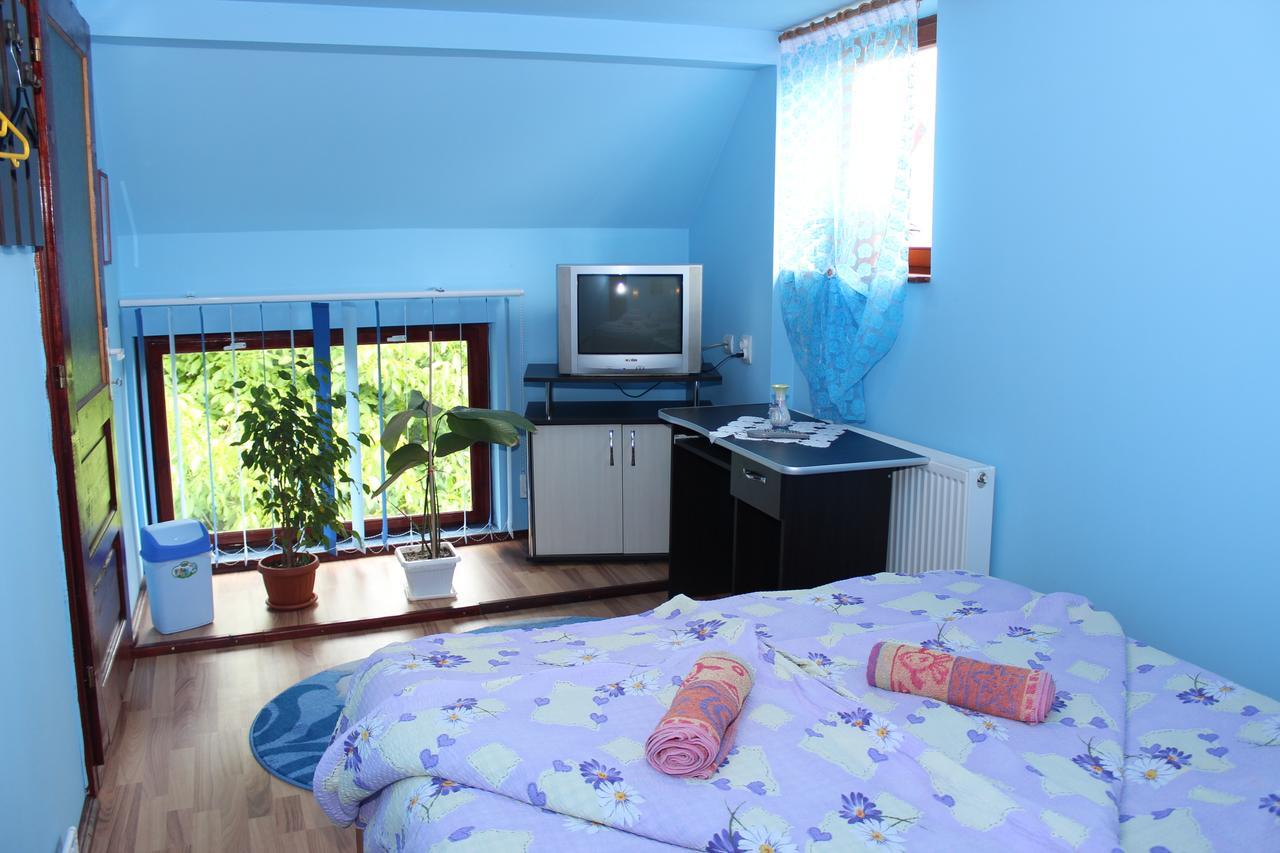 Csergo Ildiko Vendeghaz Hotel Lăzarea Екстериор снимка