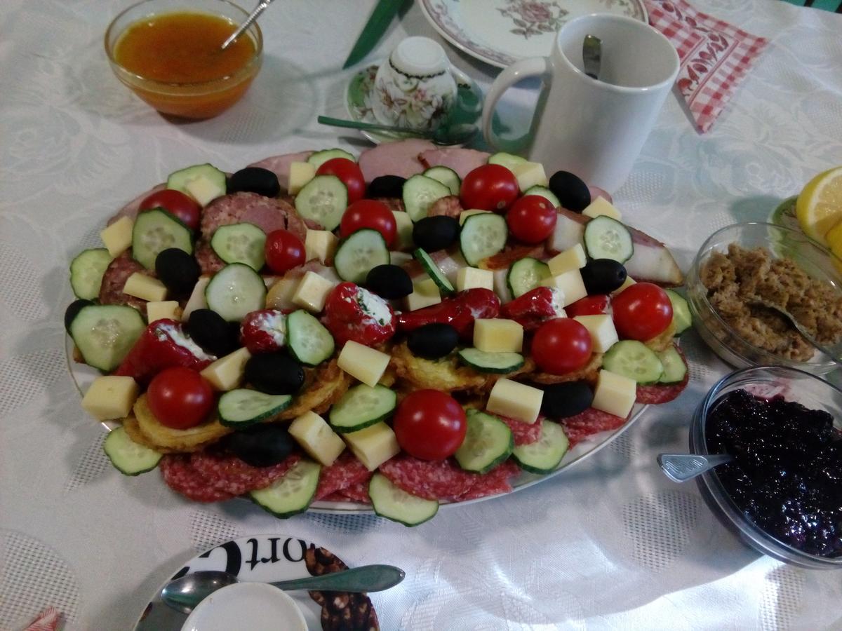 Csergo Ildiko Vendeghaz Hotel Lăzarea Екстериор снимка