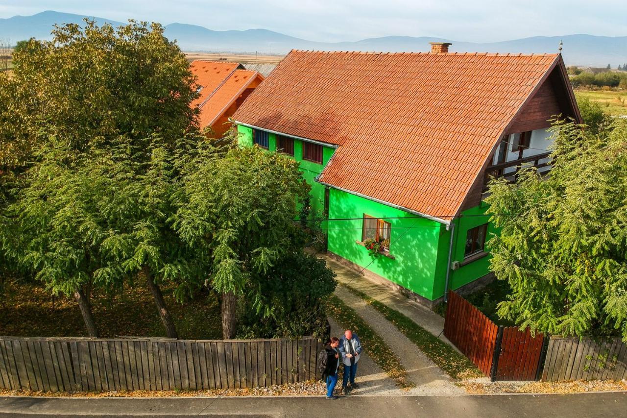 Csergo Ildiko Vendeghaz Hotel Lăzarea Екстериор снимка