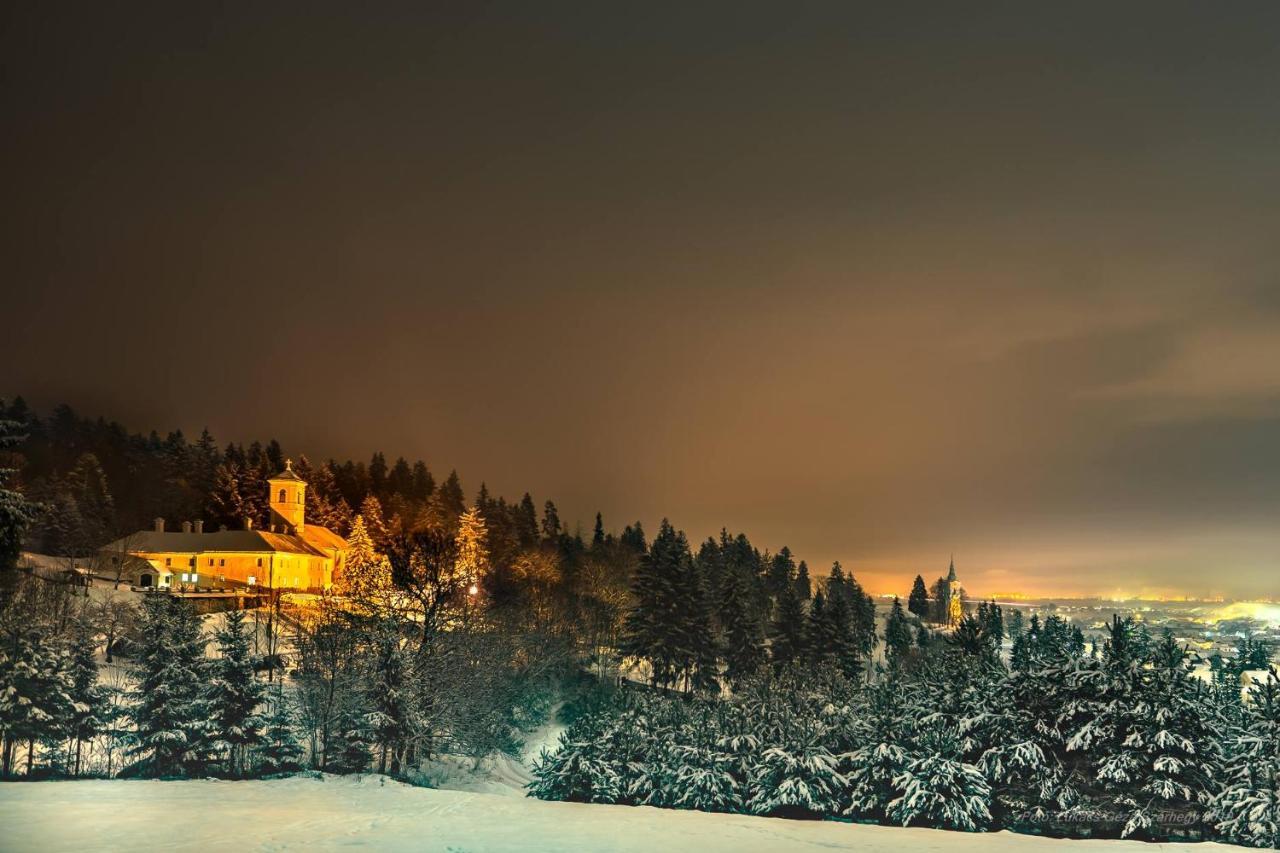 Csergo Ildiko Vendeghaz Hotel Lăzarea Екстериор снимка