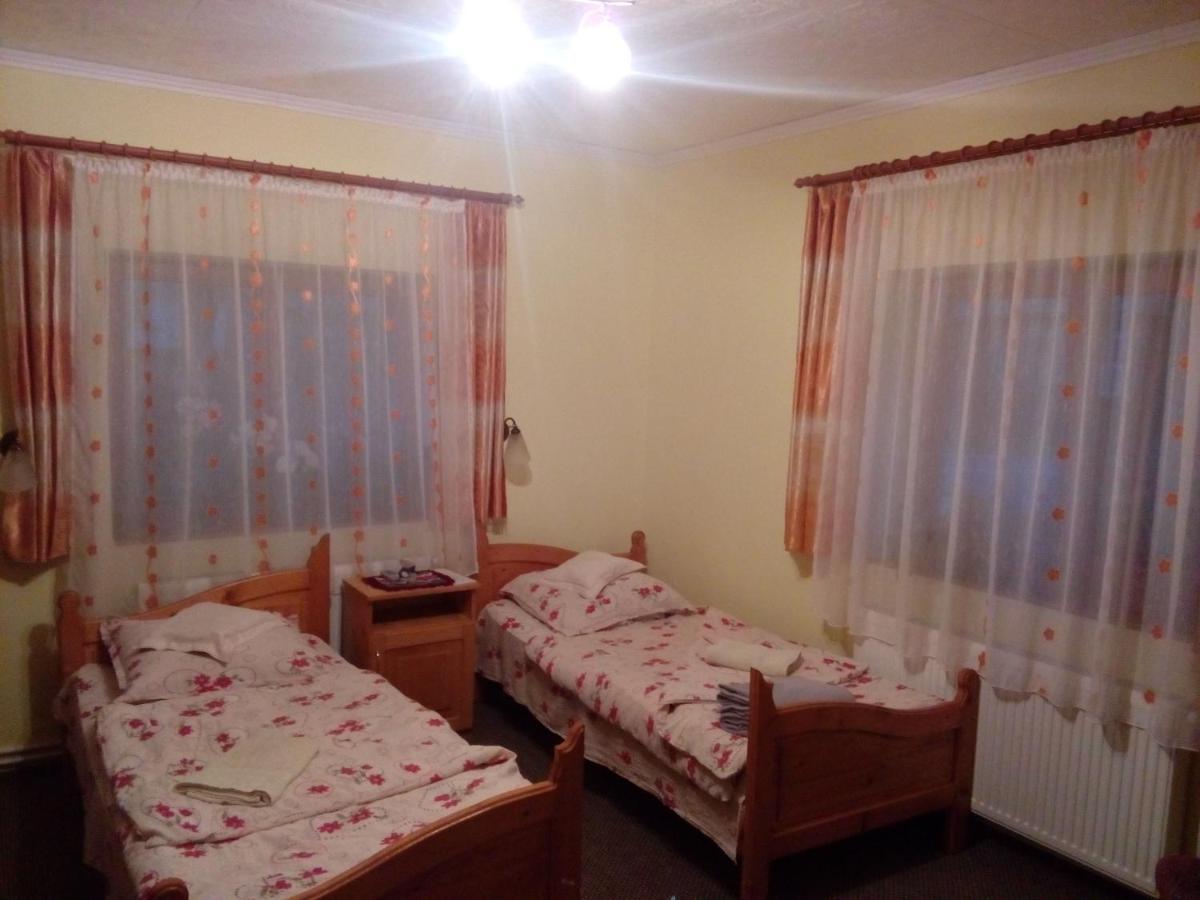 Csergo Ildiko Vendeghaz Hotel Lăzarea Екстериор снимка